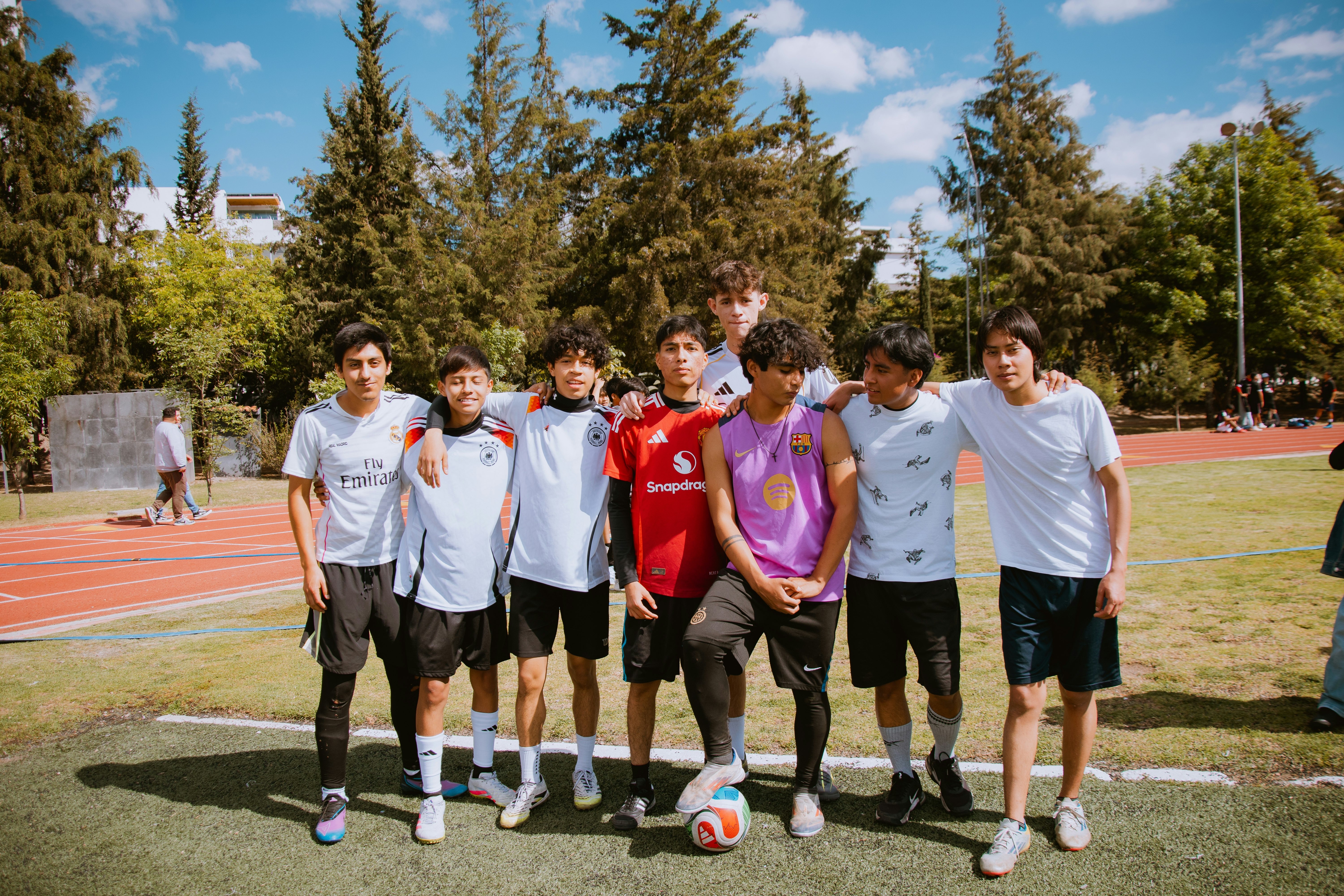 防守强度一上来整个比赛变了